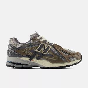 NEW BALANCE U19066U8